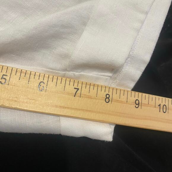 Lafayette 148 White 100% Linen Shorts Size 12 Classic Minimalist Tailored - Picture 10 of 10